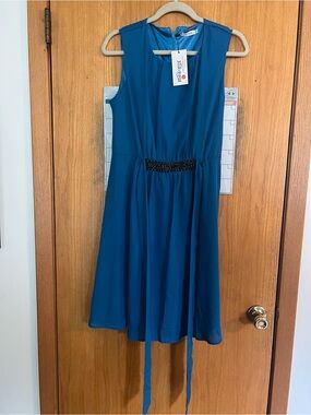 Meaneor Sleeveless Dress with Beaded Waist